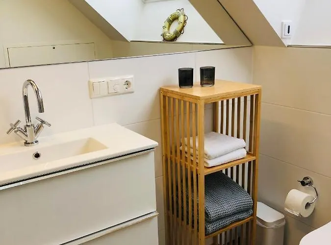 Terralpin - Charmante Dg Mit Balkon Apartamento